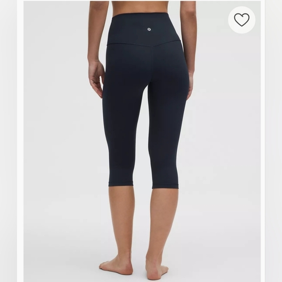Lululemon Align High Rise Crop 17" Leggings Size 6 - Picture 1 of 8